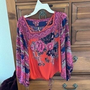 Free People Red And Blue Floral Cropped Blouse Size Small EUC